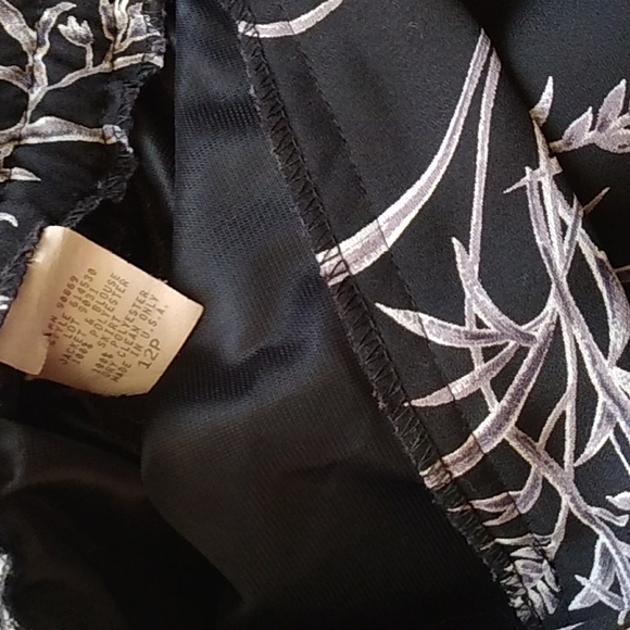 SALE $  90s Floral A-line Skirt 12P - Picture 2 of 6